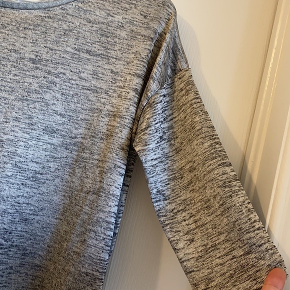 H&M Top - Picture 3 of 4